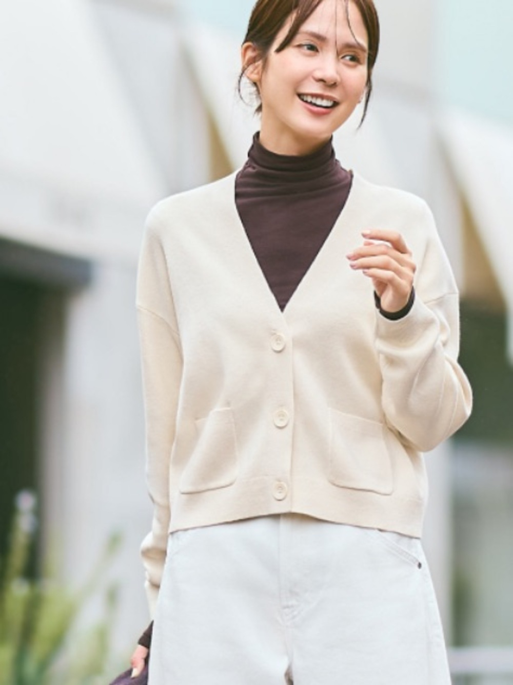 🆕 Uniqlo Smooth Cotton V-Neck Cardigan
